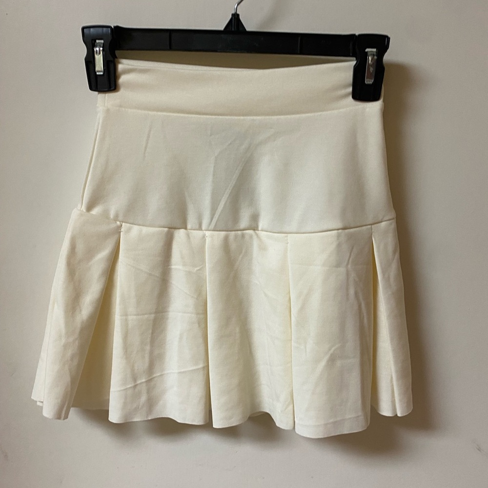 Nickelodeon Elegant Cream Skirt Size XS